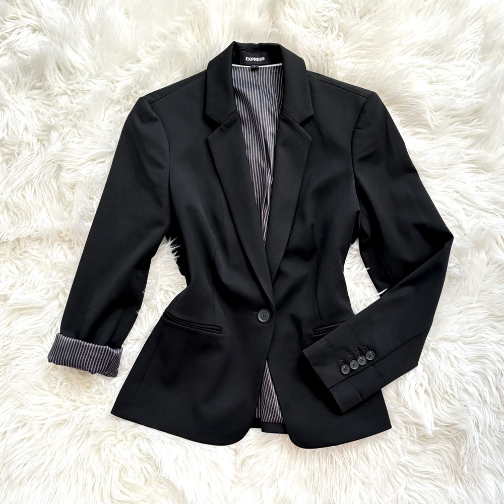 Express woman’s black blazer one button